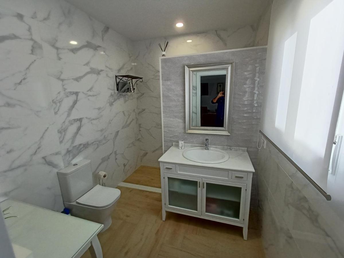 Casa Fertonia Villa Fuentes de Andalucía Exteriör bild